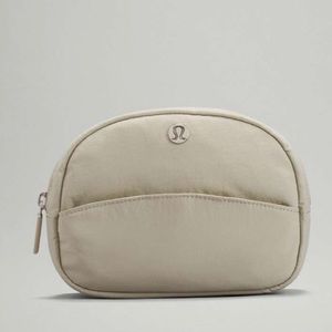 Lululemon Mini Double-Zip Pouch NWT 😎Holiday SPECIAL